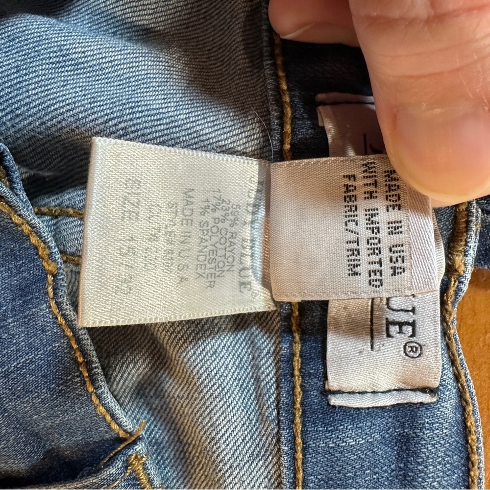 Judy Blue Bell Bottom Women's Jeans - Picture 9 of 10